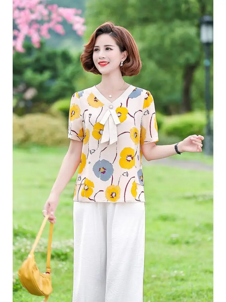 

Spring Summer Women Print Lotus Sleeve Casual Chiffon Blouses Shirts V-Neck pendant Tops Style Blusas Large Size