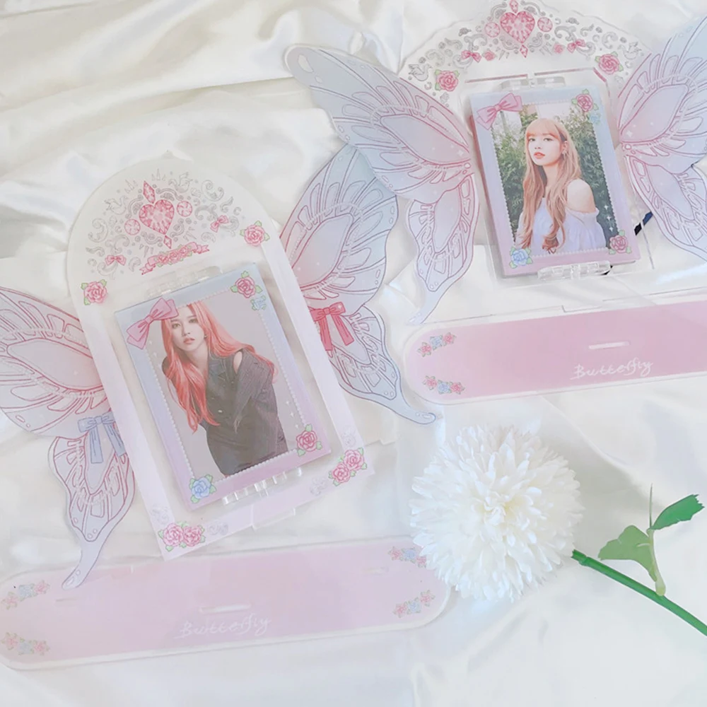 

Rotatable Photocard Frame Photo Protection Card Sleeve Photo Holder Sweet 3inch Cute Acrylic Card Display Stand Desktop Decor