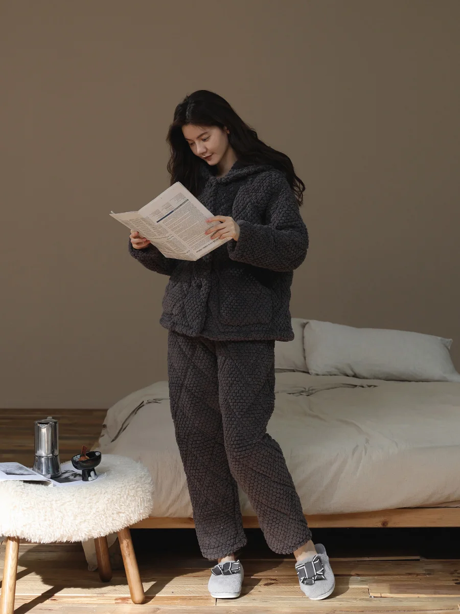 [Супер плотные] пижамы из кораллового флиса женские осенне-зимние трехслойные