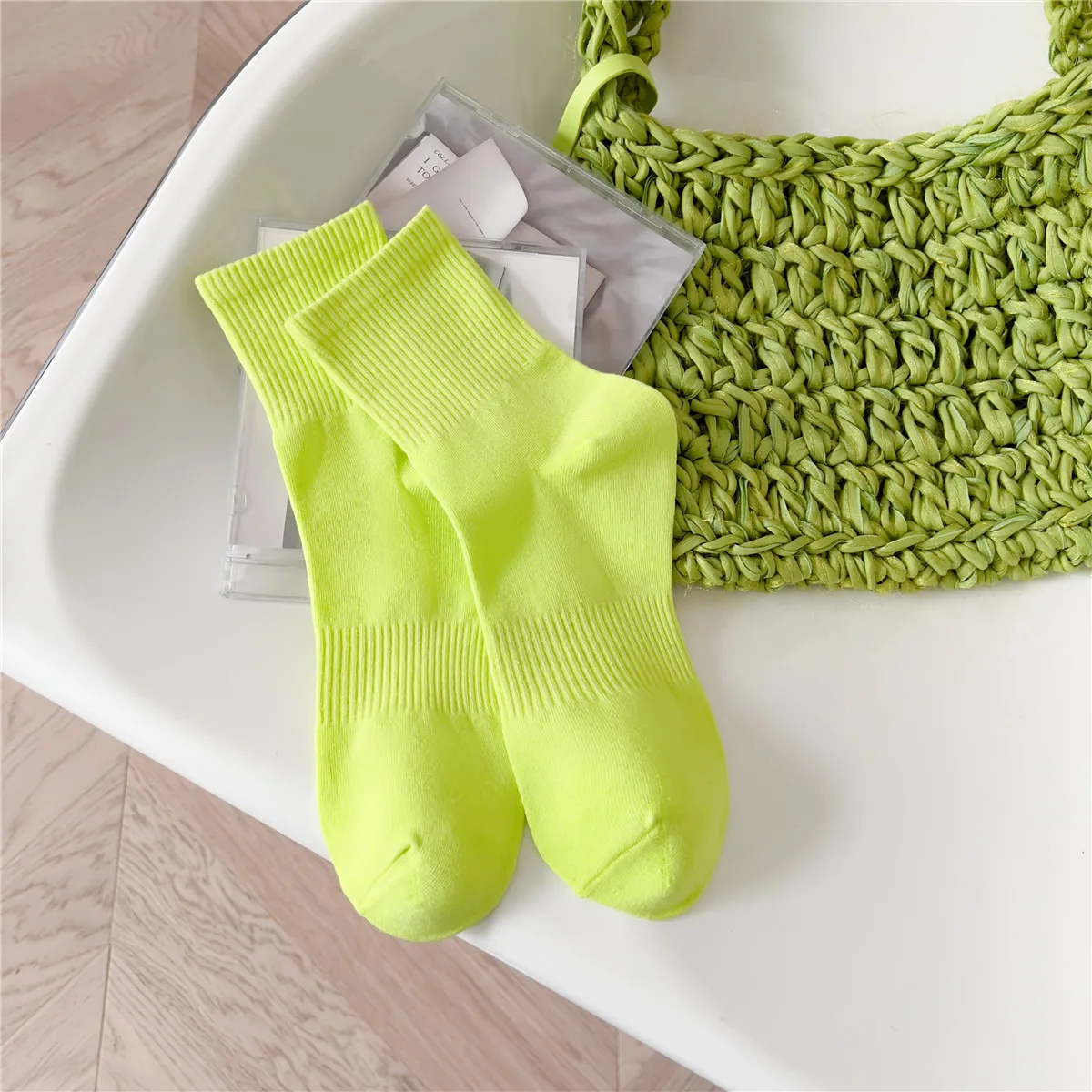 

2022 Harajuku дышащие Спортивные Носки Женские однотонные для девушек студентов удобные носки для скейтборда подарки хлопковые белые носки