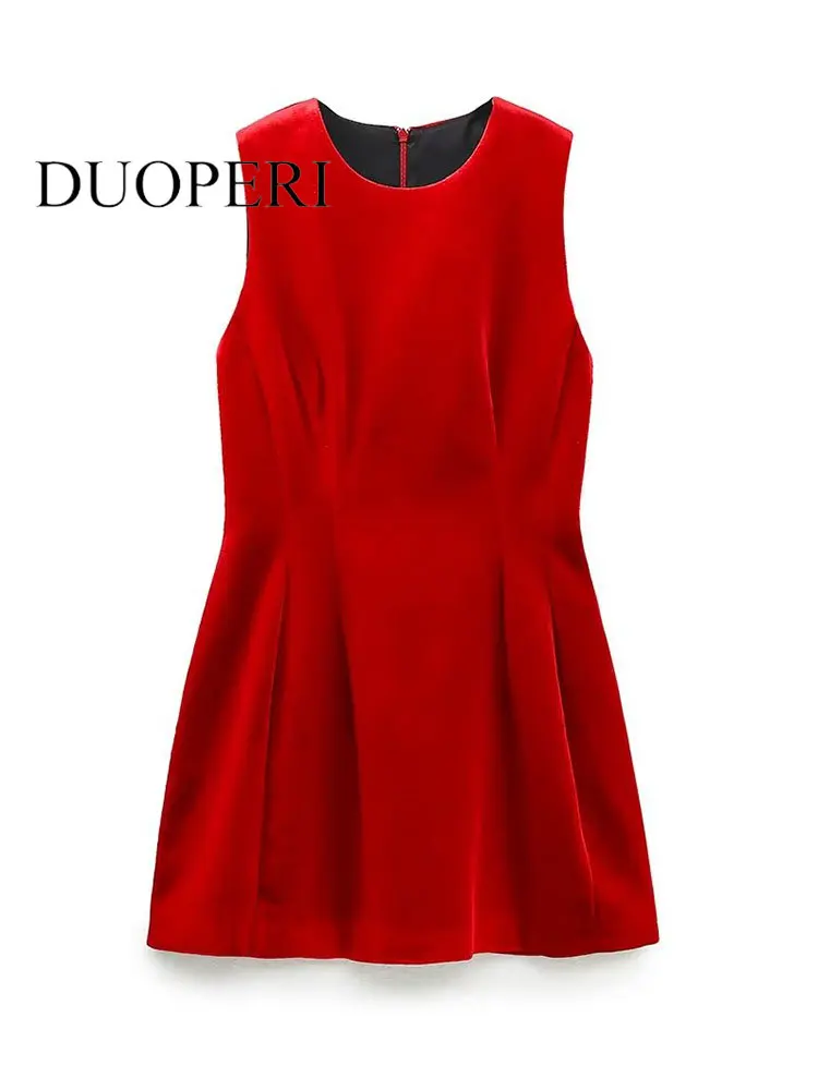 

Платье-мини бархатное без рукавов с круглым вырезом и складками спереди