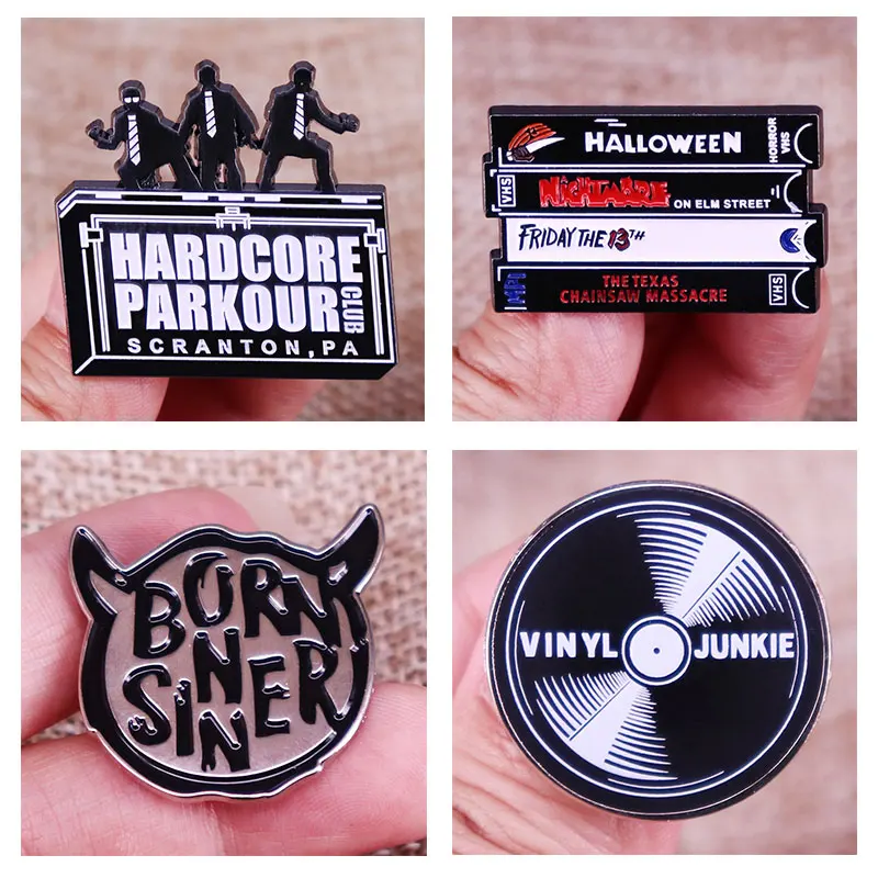 

Horror Movie Metal Brooch Interesting Record Film Lapel Badge Denim Jacket Backpack Pin Decoration Given Friends And Fans Gifts