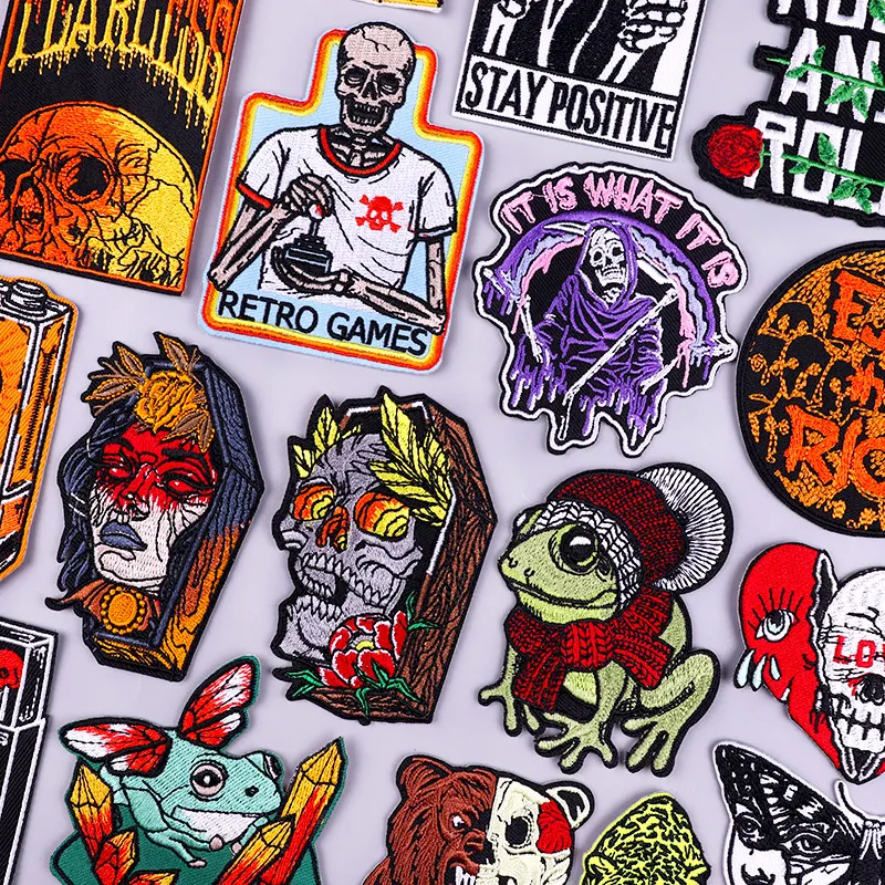 

Punk Skull Animal Embroidered Patches For Clothing Stickers Horror Coffin Patch Iron On Patches On Clothes Sew/Fusible Patch