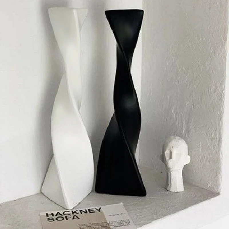 Black And White Nordic Ceramic Vase Odd-Shaped Tree Head Spiral Vase Living Room Desktop Ceramic Ornaments Home Decoration