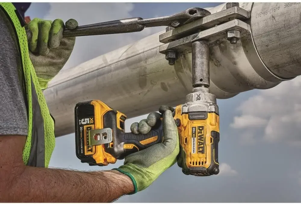 Ударный гайковерт DEWALT 20 В MAX XR беспроводной 1/2 дюйма с наковальней фиксирующим