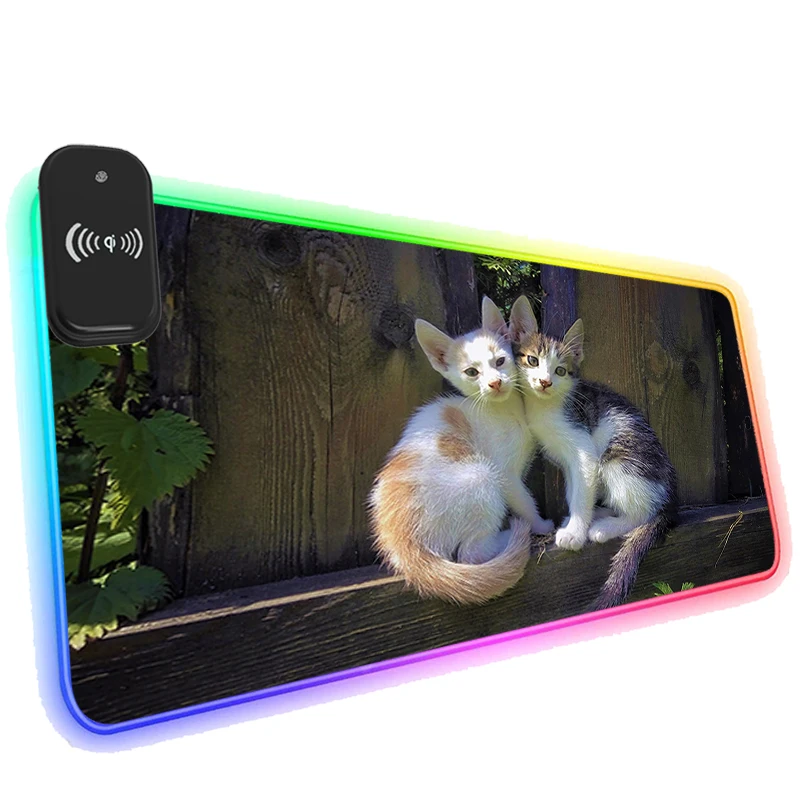 

Коврик для мыши RGB с беспроводной зарядкой для телефона, светодиодный игровой коврик для ноутбука с милым котенком, светящийся Противосколь...