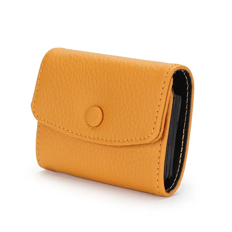 Женский кошелек из натуральной кожи с отделениями для кредитных карт