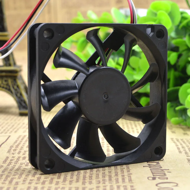 

YUANSHAN Y.S.TECH 7CM FD127015LB 7015 12V 0.13A SILENT COOLING FAN