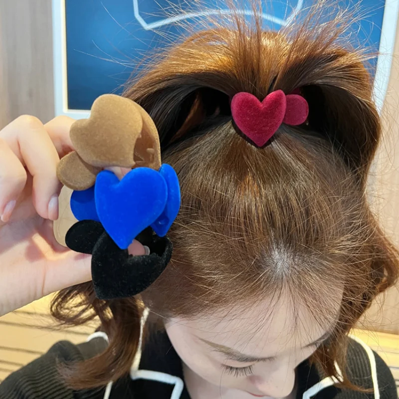 

Flocked Heart Ponytail Hair Clip Back Head Headwear Women Cute Barrettes Hairgrip Alice Braided Fashion Hairpin Hair Accessories