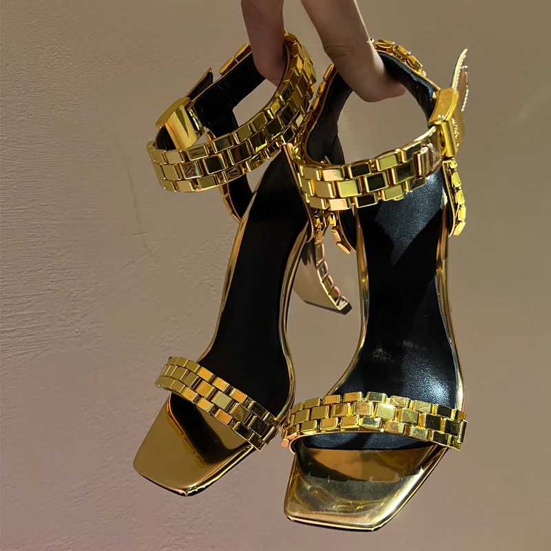 

Designe Style Sandals Women Casual Gold Metal Watch Luxury Brand Sandal Ankle Wrap Fashion Peep Toe Party High Heels Women Shoes