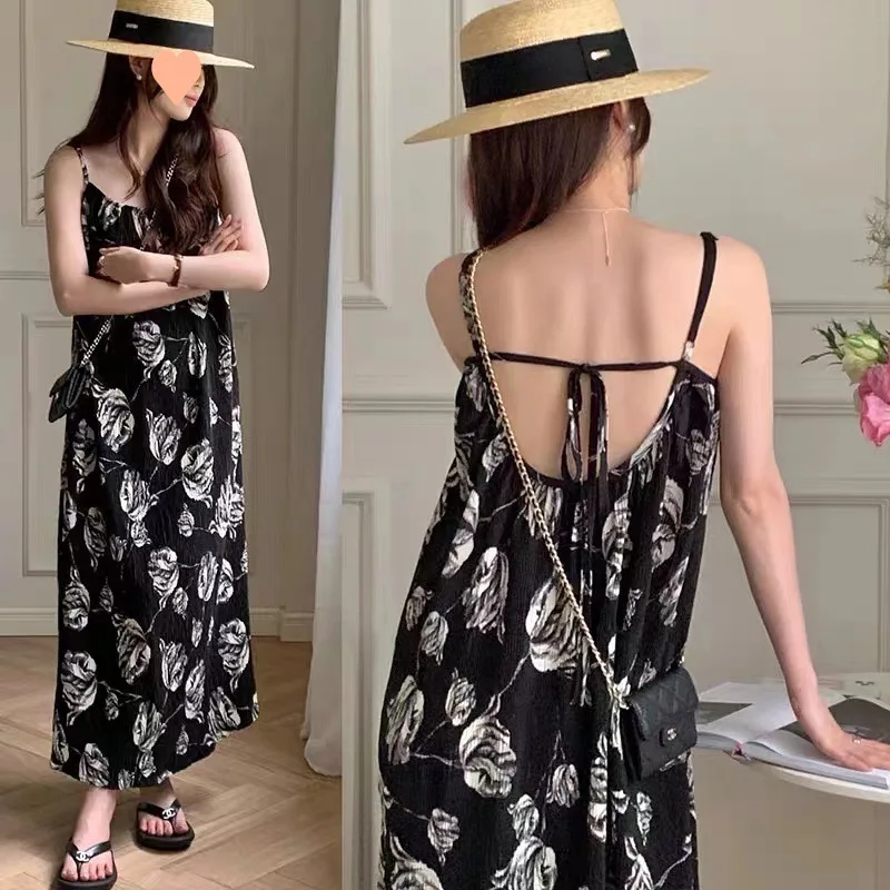 

2023 New Women's Suspender Dress in Summer Backless Sleeveless Loose Skirt for Beach Holiday