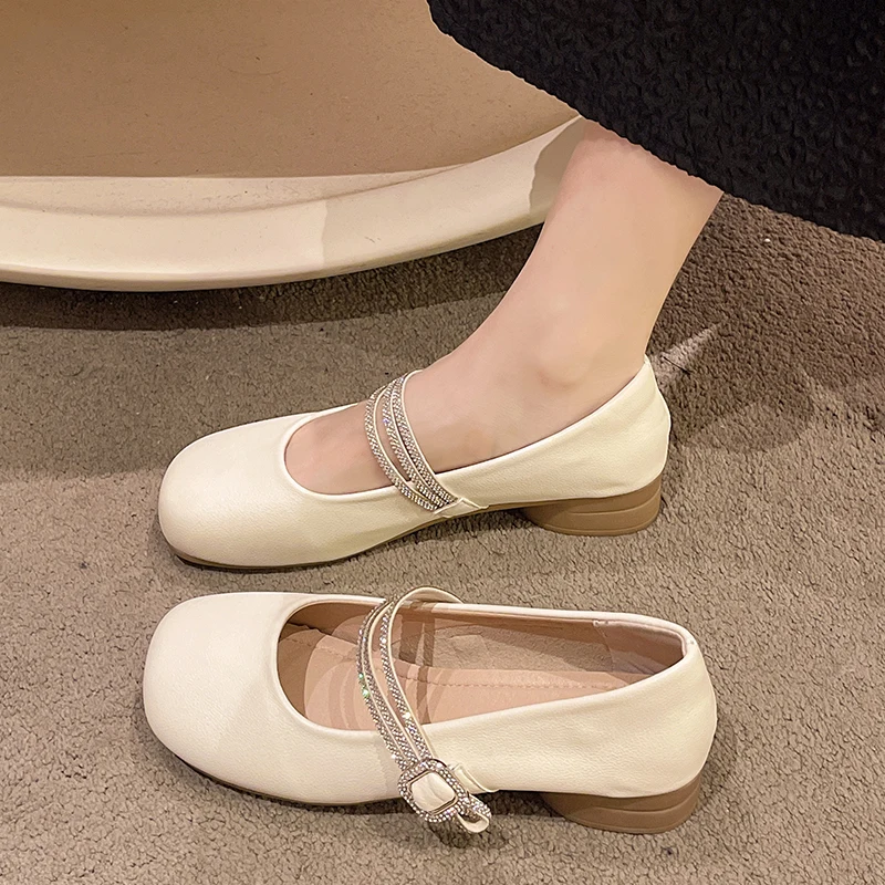 Женская обувь осенние оксфорды Modis женская белые кроссовки с кристаллами осень