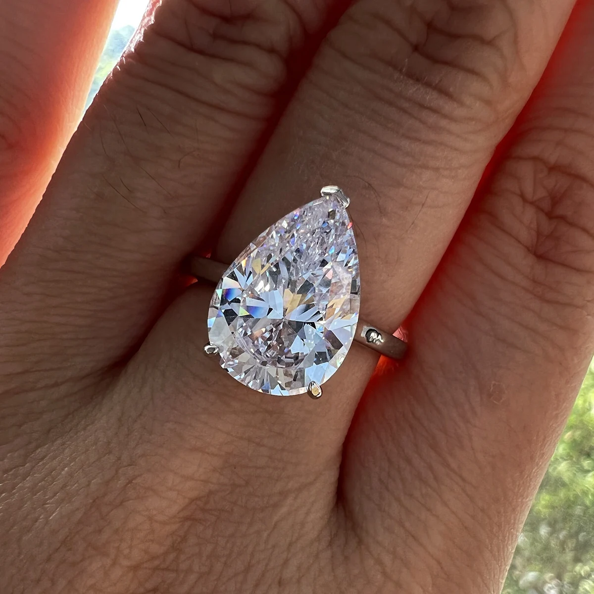 

Anu Top Quality Wedding Ring 10*14mm 6ct Water Drop AAAAA Anu Diamond Engagement Rings For Women Wholesale