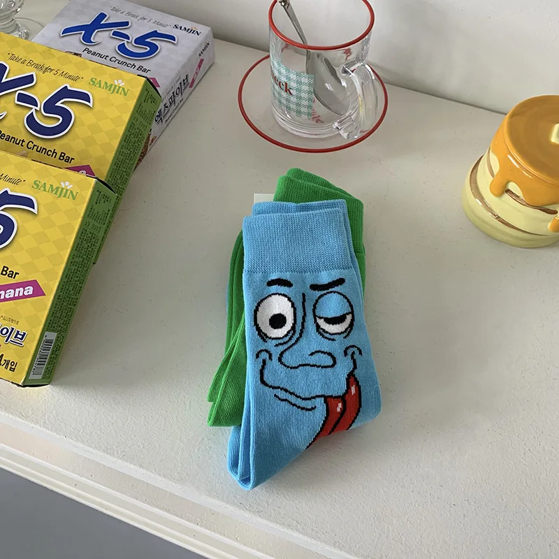 Funny cartoon illustration cotton socks, mid-tube socks for male and female couples  women socks men socks boy socks girl socks