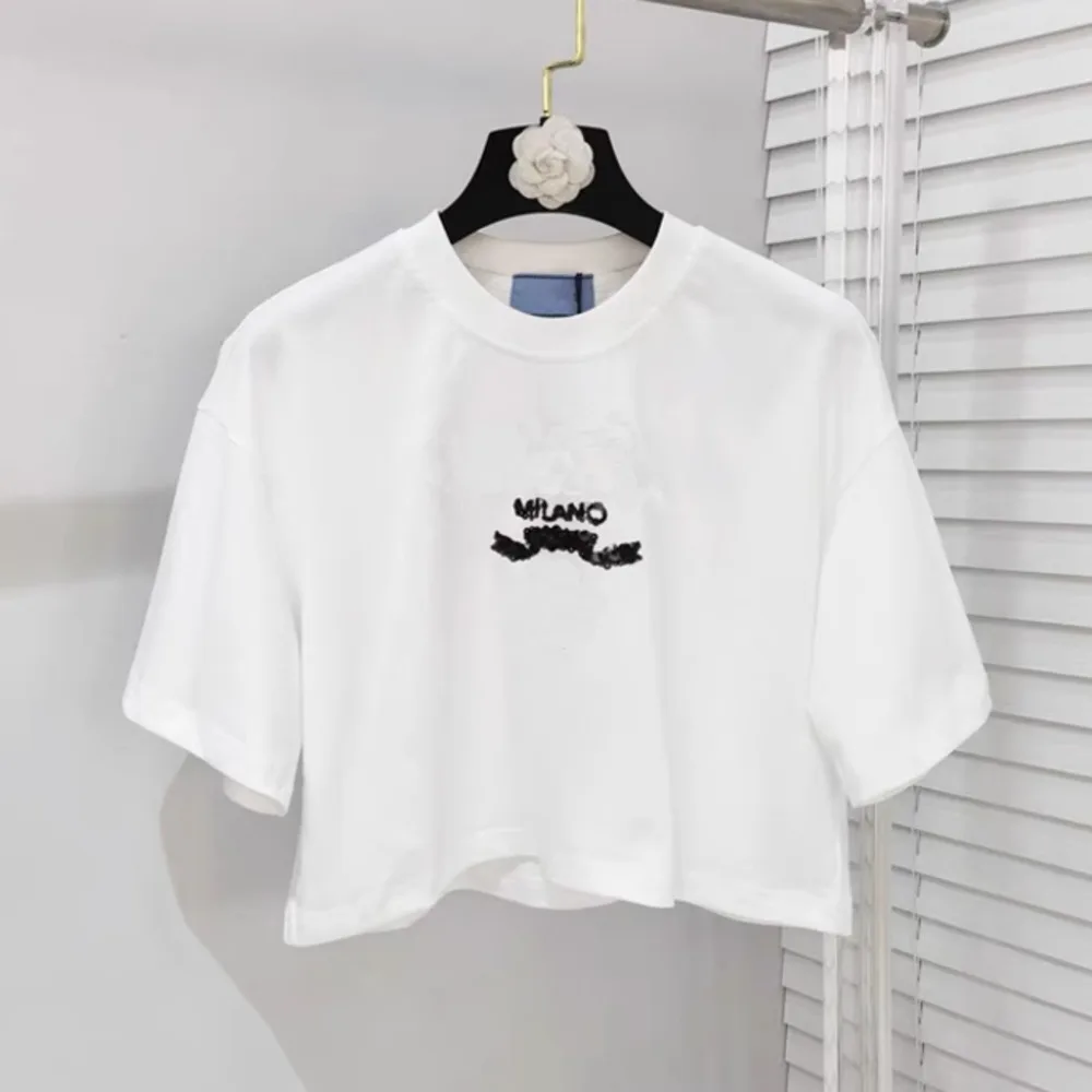 

Woman Clothing 2023 Summer New P Family Small White Round Neck Letter Sequin Embroidery Short Casual Loose T-shirt Top Women