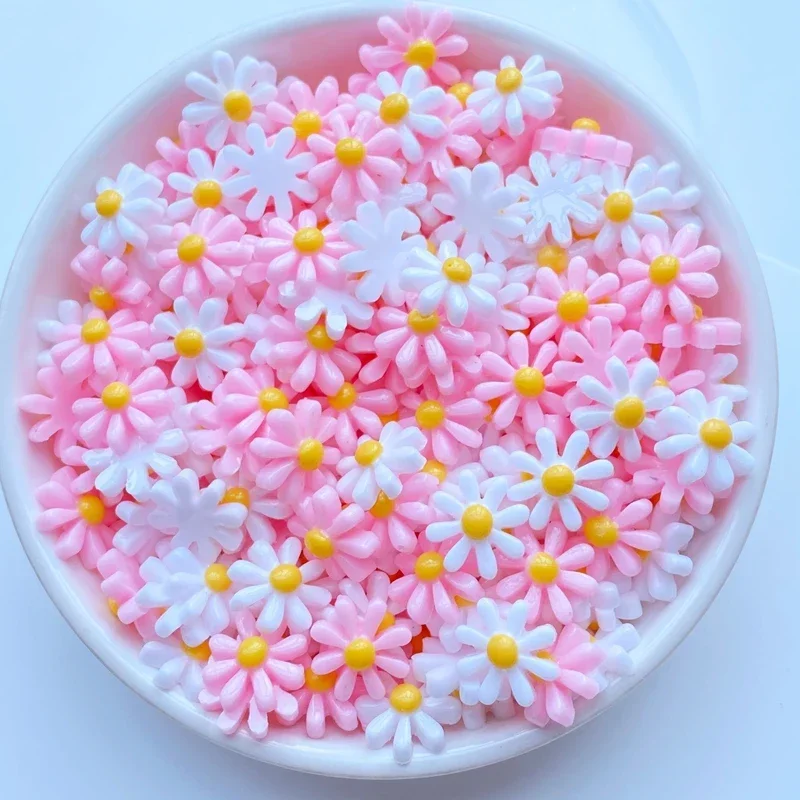 

50Pcs New Cute Mini Chrysanthemum Resin Figurine Crafts Flatback Cabochon Ornament Jewelry Making Hairwear Accessories