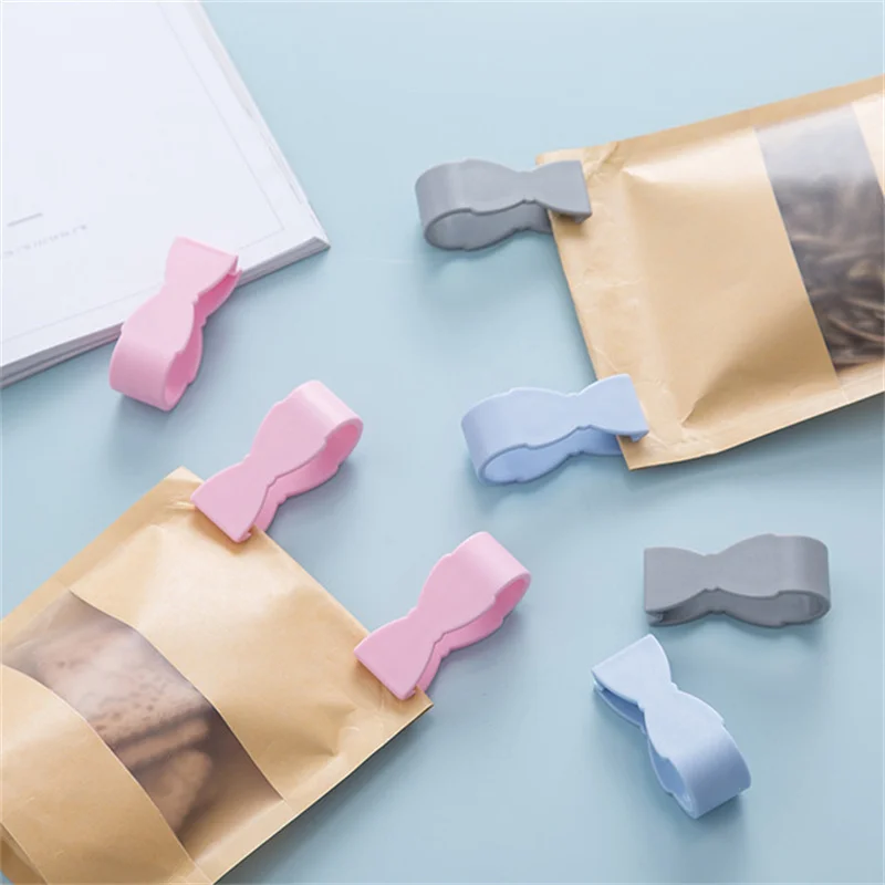 

6Pcs/Pack Sheet Fixing Clip Anti-Running Fixer Blanket Quilt Cover Anti-slip Buckle Multifunctional Clothes Clip Snack Bag Clips