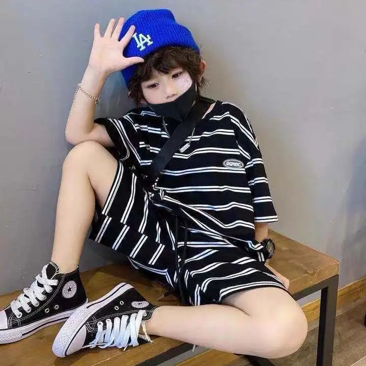 Children's 2022 Summer Fashion Striped Short-Sleeved T-shirt and Shorts Suit Boys' New Suit