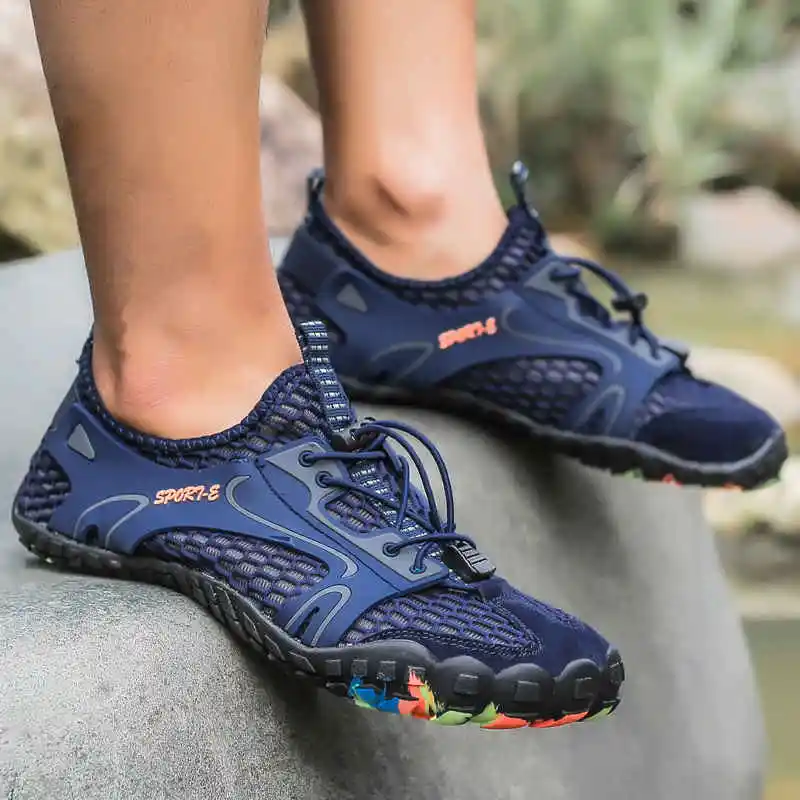 

Шлепанцы больших размеров, дизайнерские роскошные летние мужские кроссовки в стиле хип-хоп стандарта 2022, водонепроницаемая обувь для тенни...