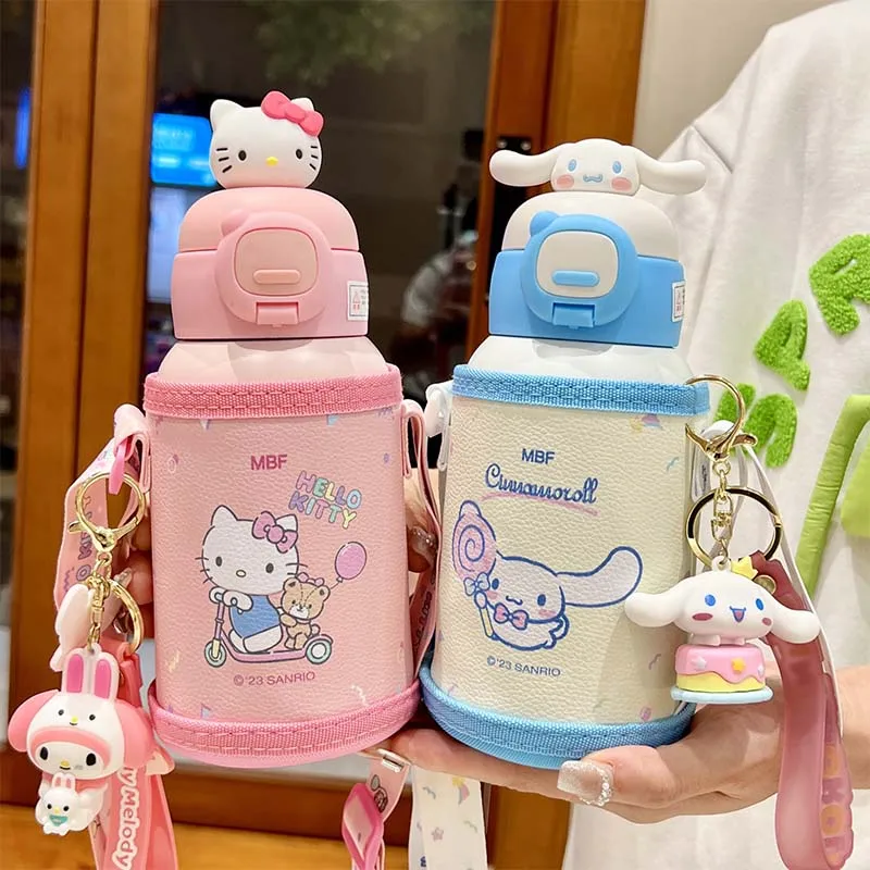 

Sanrio Doll Thermal Cup Hello Kitty Melody Pochacco Kawaii Anime 316 Food Grade Thermal Mug Toy Pendant Water Bottle Child Gift
