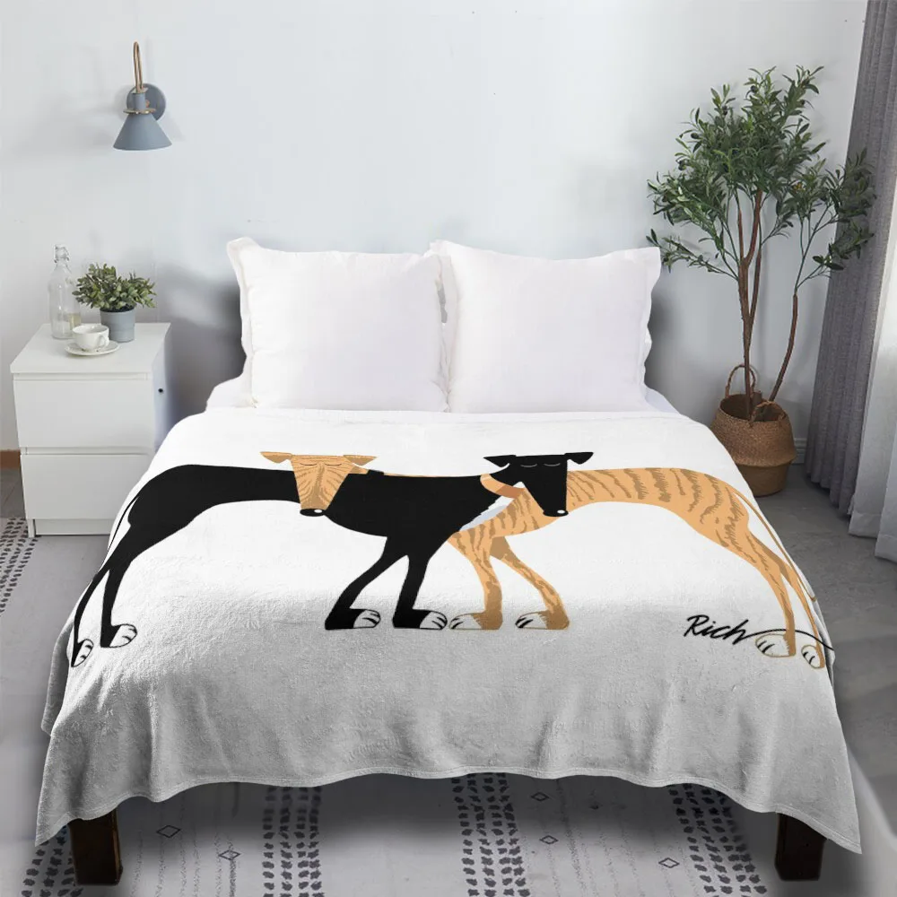 

Head Rest Brindle Hound: For Sofa Fleece Vintage Flannel Cotton Strawberry Throw Blanket