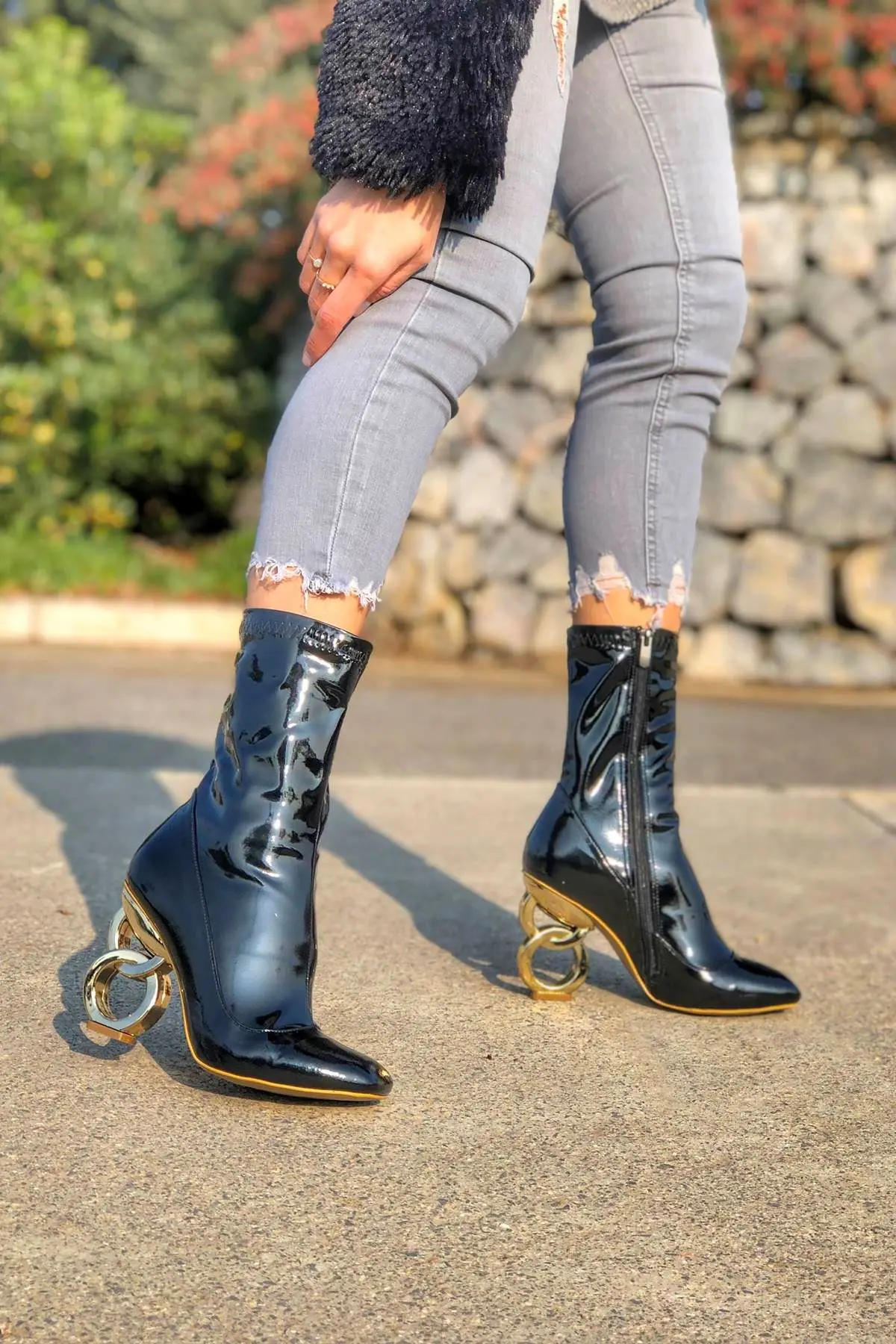 

Women's Fashion Patent Leather Ring Heels Boots