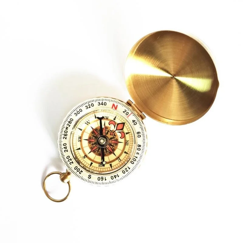 

Pure Copper Compass Pocket Watch Retro Flip Compass Outdoor Mountaineering Multi-function Luminous Compass with Cover