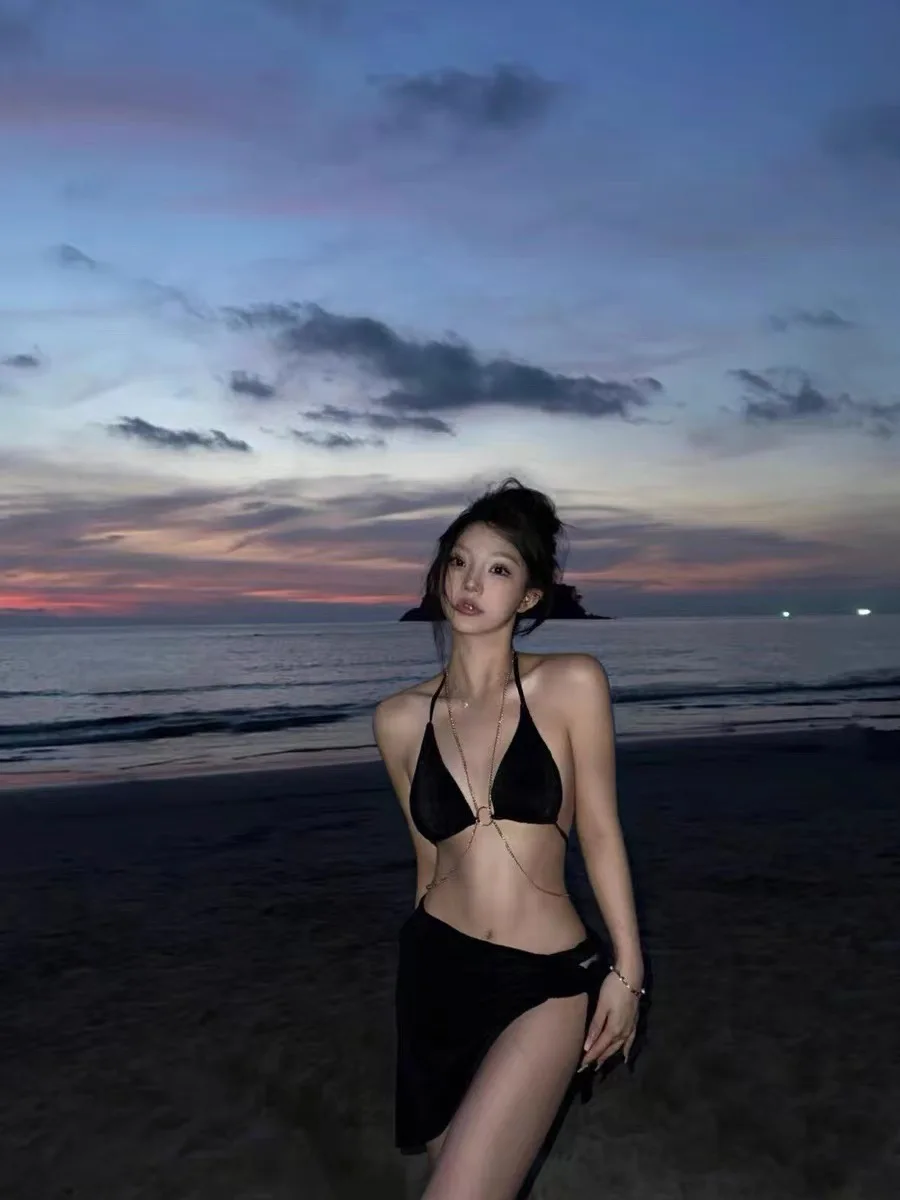 

Женский купальник с металлической цепочкой, новый стиль, сексуальный черный купальник, черный роскошный женский праздничный пляжный костюм из 2 предметов, купальный костюм, Прямая поставка