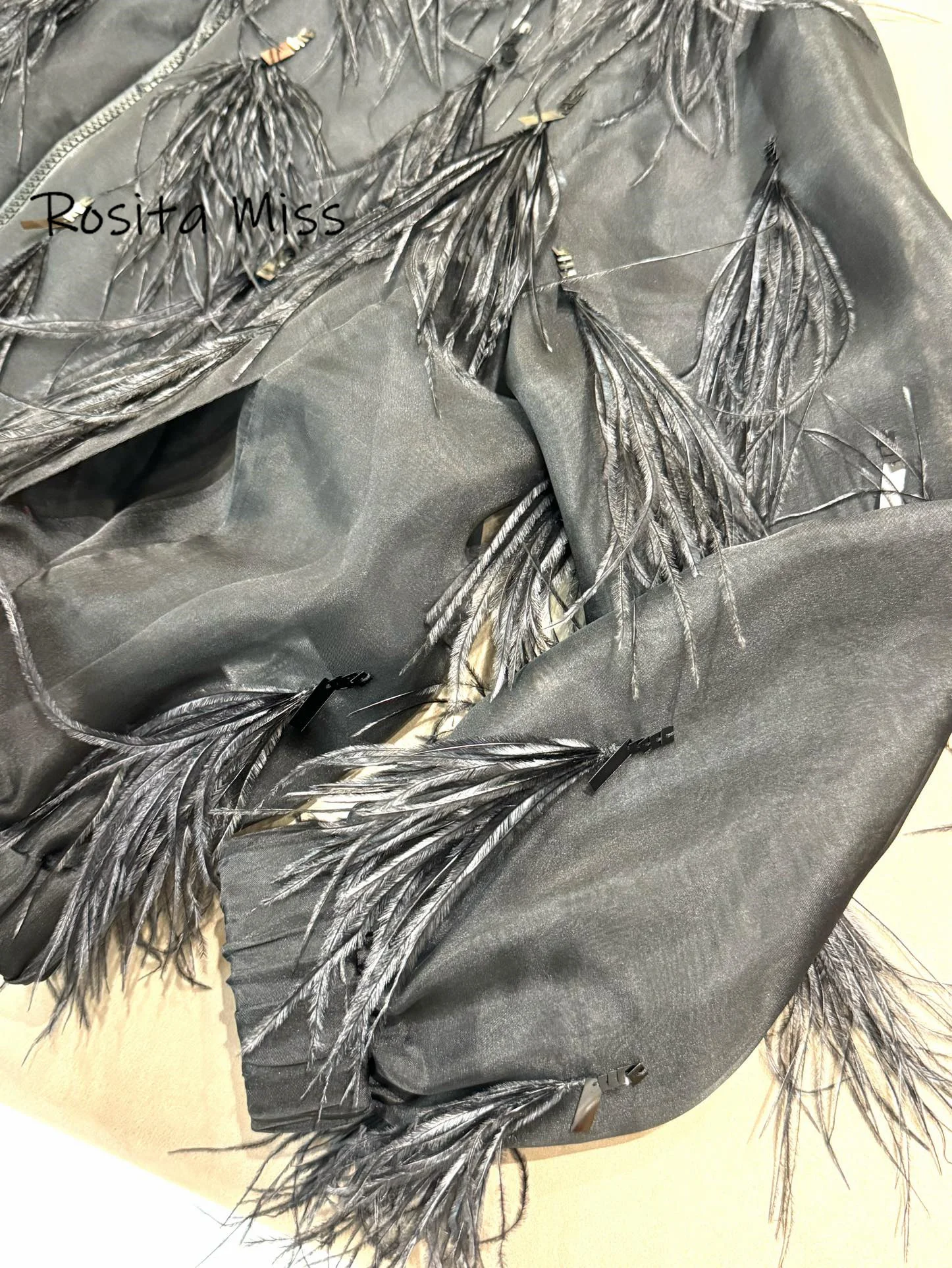 11.21 Повседневная куртка из плотного шелка с перьями сшитая вручную женская
