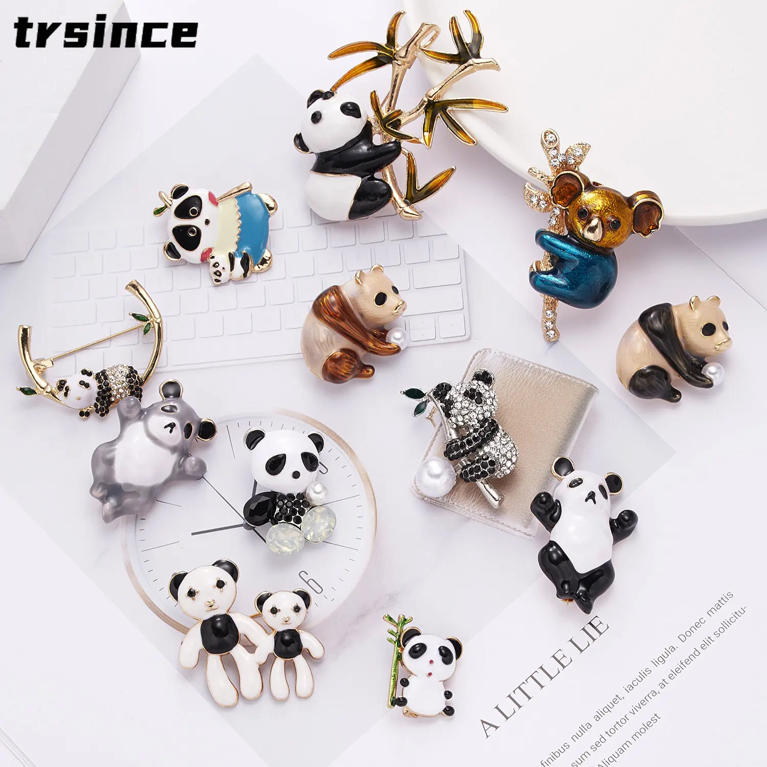 

Cute Panda Brooch Fashion Creative Animal Brooches for Unisex Clothing Accessories Pin Girl Schoolbag Pendant Jacket Badge