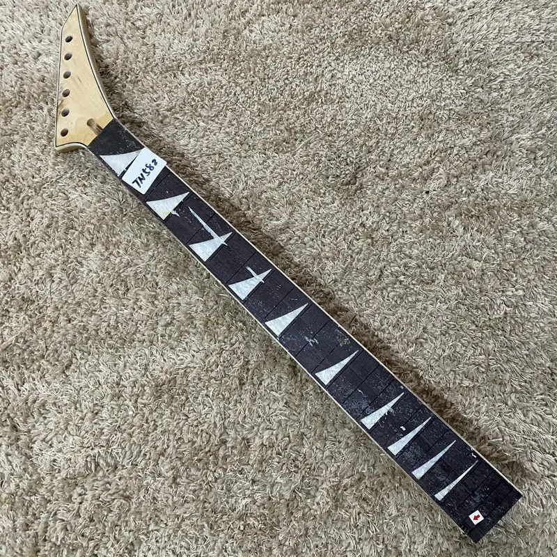 

Необработанная гитара, воротник Jackson, оригинальный и подлинный белый Акулий плавник, инкрустация, правая ручная работа, сделано в Китае, TN528