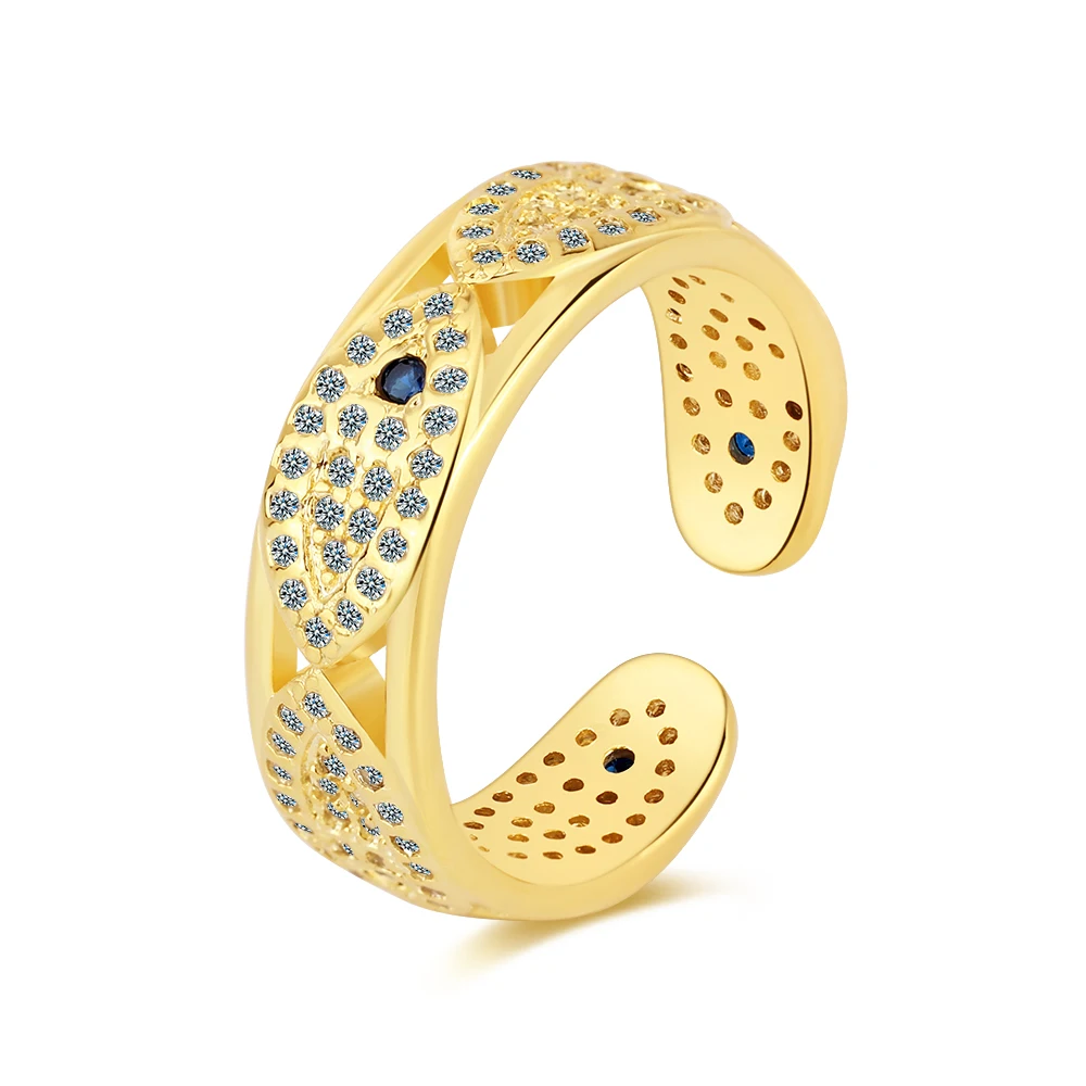 Женское серебряное кольцо со сверкающим прозрачным фианитом