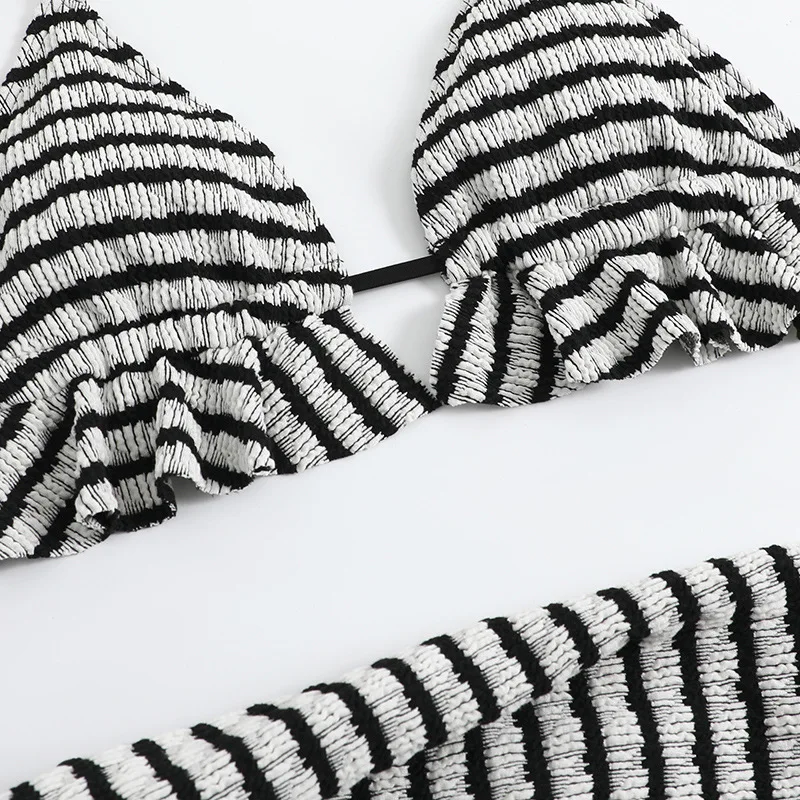 Рисунок 5 - Женский треугольный комплект бикини из 3 предметов