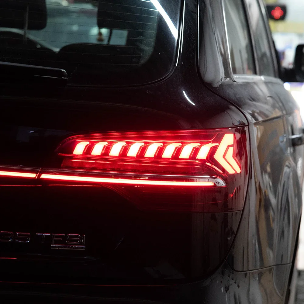 Фото Автомобильные задние фонари для Q7 2006-2015, обновление 2023, новейший Стайлинг, светодиодный автосборка, через подсветку, динамический плавный задний фонарь №4