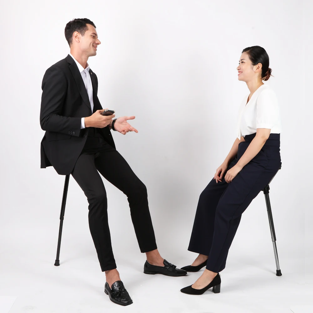 Fold one's. Fold one's. X-bee drone. Crossed arms. Скрещенные руки на груди.