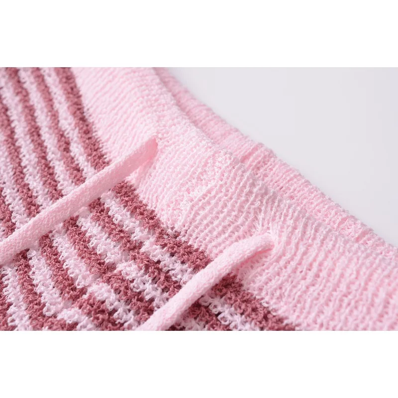 Костюм женский трикотажный из 2 предметов в полоску и шорт