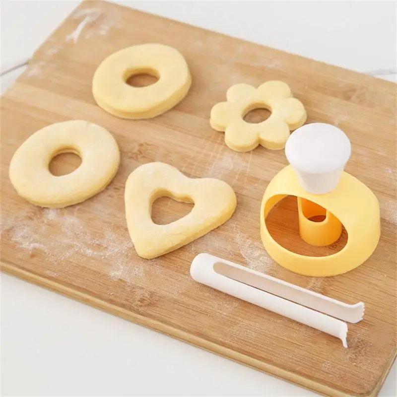 

Desserts Bread Doughnut Mold Cake Decorating Tools Food Cookie Doughnuts Cooking Cutter With Dipping Forceps Toast Food Grade