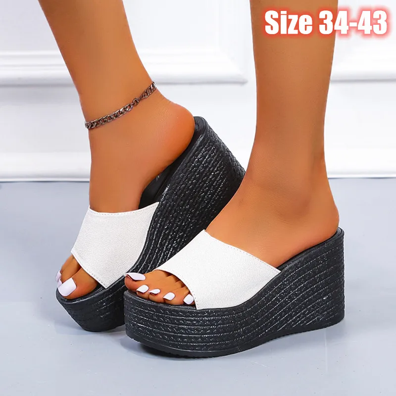 

Slippers Women Shoes Platform Wedges Sandals 2022 Summer Fashion Bling High Heels Ladies Designer Flip Flops Casual Pumps Female