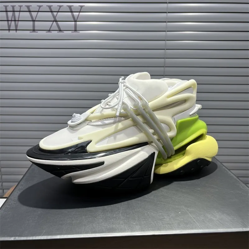 

Autumn New Round Toe Runway Women Thick Bottom Sneakers Lace Up Platform Height Increasing Non-slip Outside Casual Sports Shoes