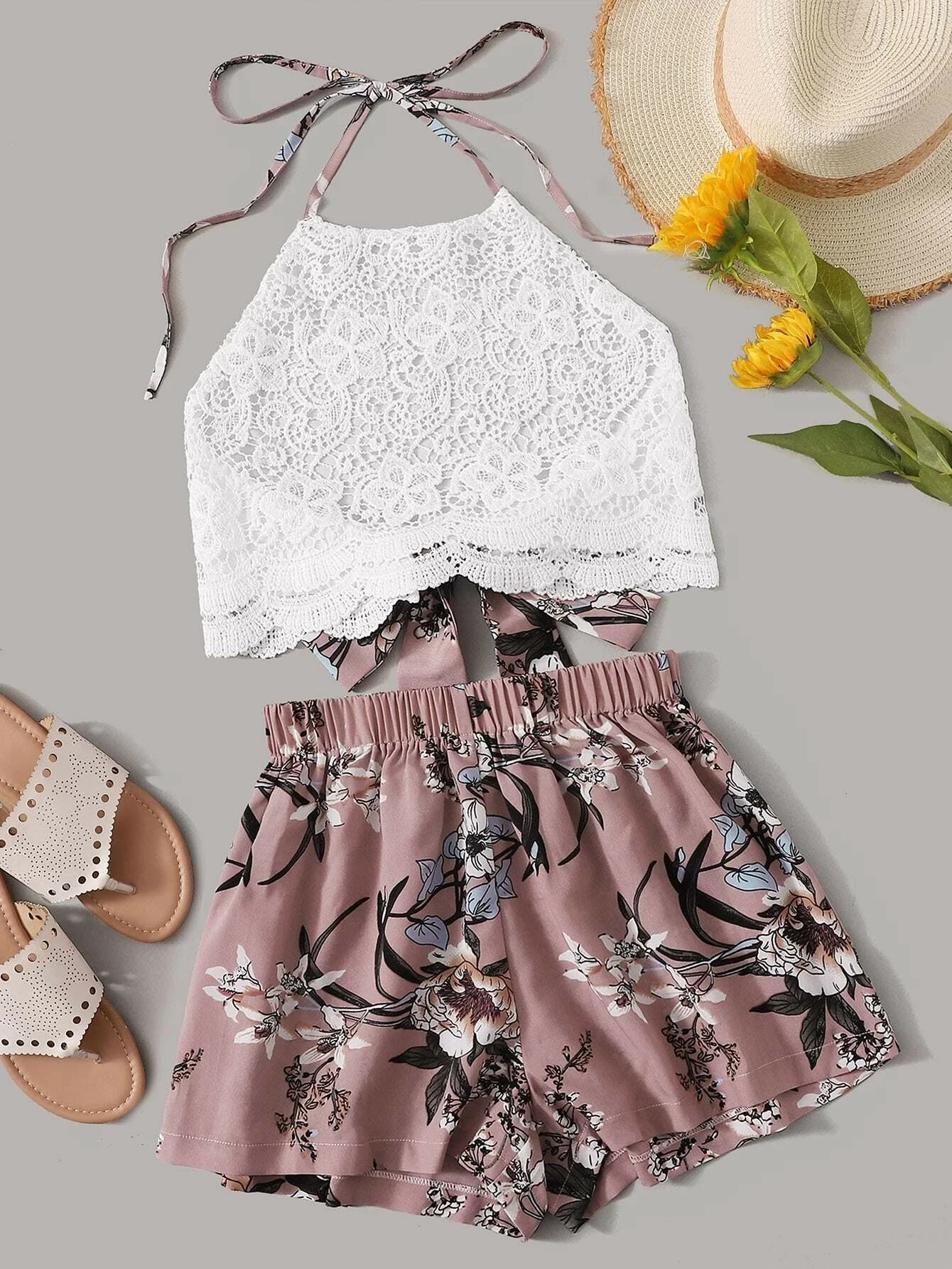

Guipure Lace Tie Back Halter Top & Floral Print Shorts