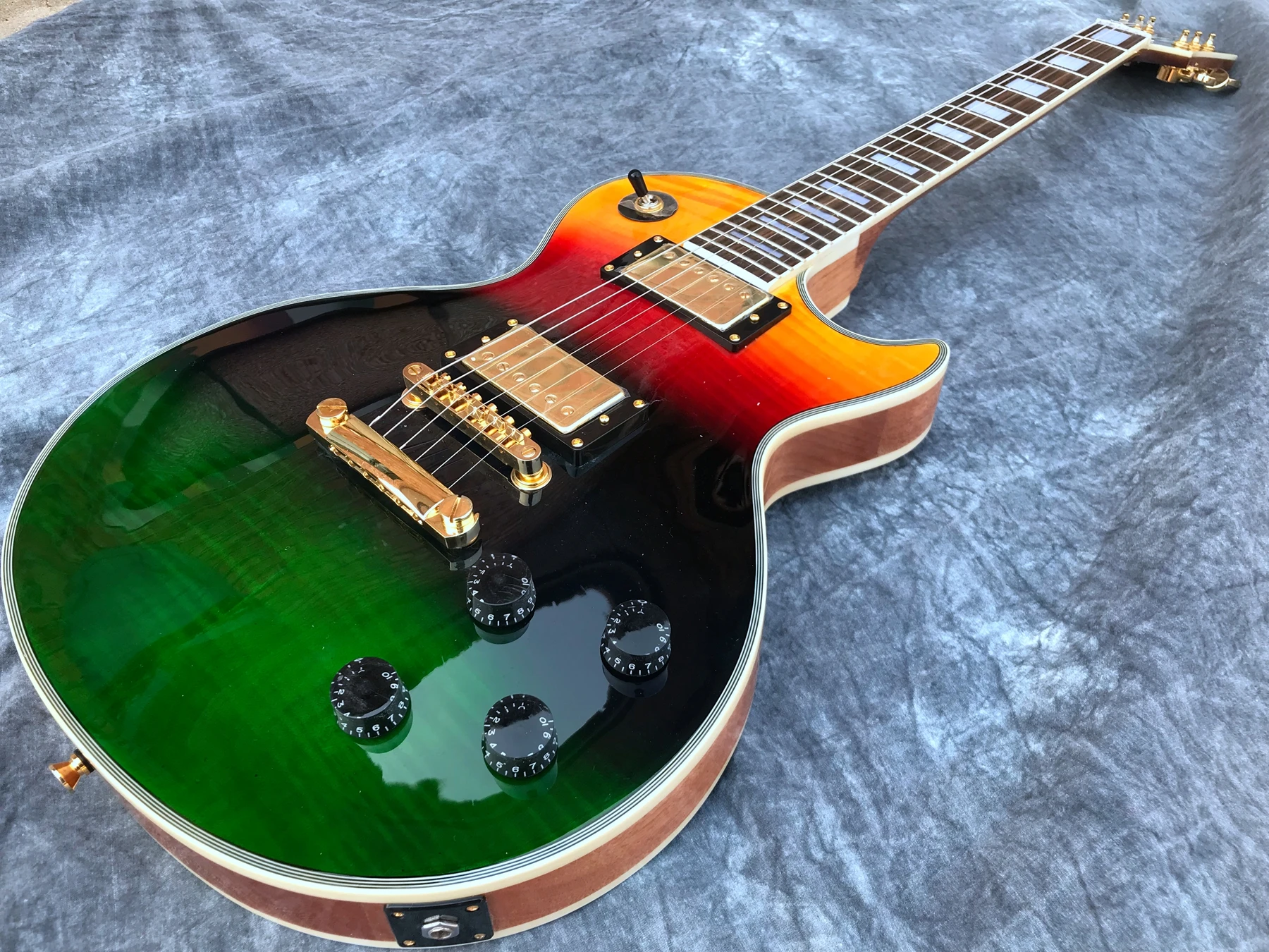 

Разноцветная гитара Kastone, фингерборд из розового дерева, высококачественный пикап, крутой физический продукт, четыре объема, доставка в упаковке