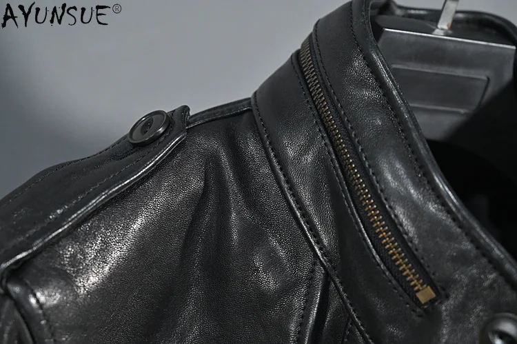 Рисунок 4 - Мужская приталенная куртка