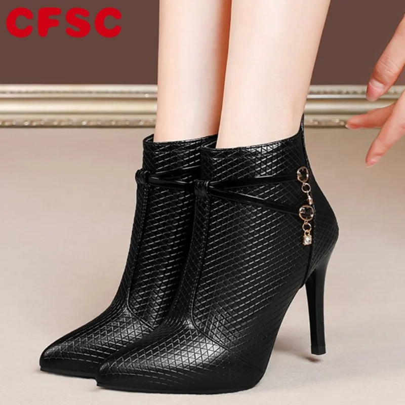 

2022 New Large Size Women's Boots High-heeled Fashion Boots Fashion Plus Cotton Warm Nude Boots Banquet Women's Shoes Short Boot