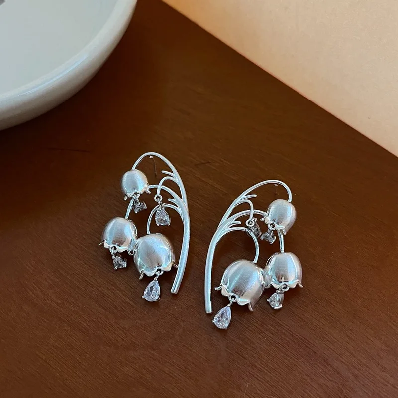 

Romantic Silver Colour Flower Earring Cubic Zirconia Waterdrop Earrings for Women Exquisite Jewellery Classic Elegant Jewelry