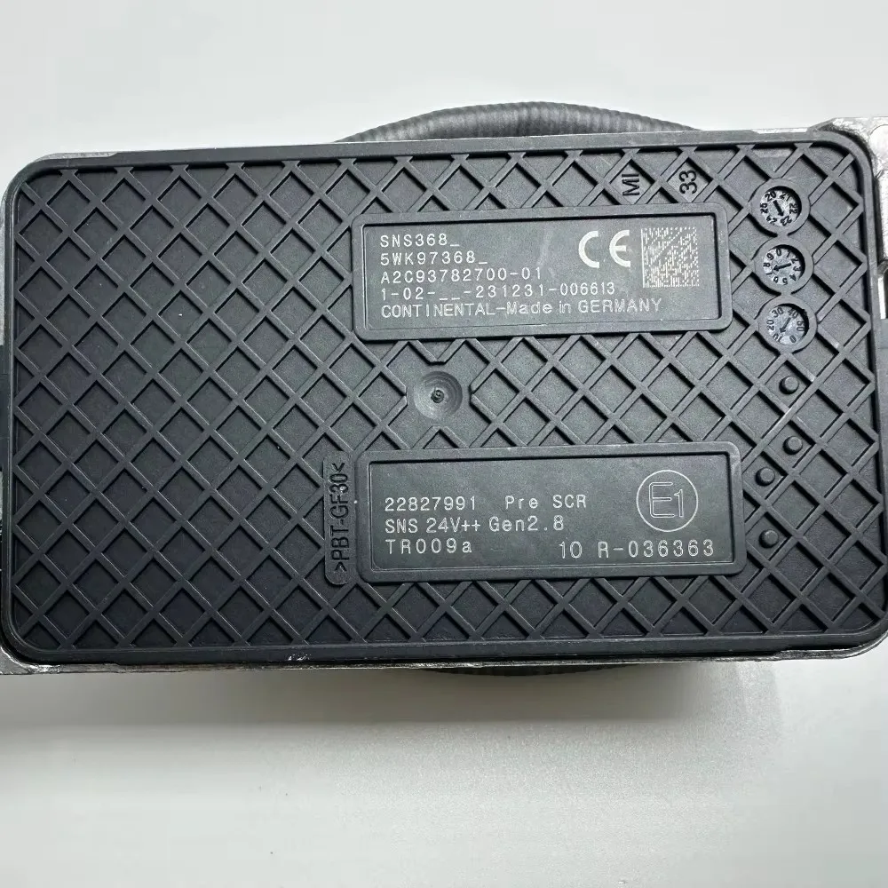 Фото Новый высококачественный датчик NOX (кислородно-азотный) Sysywang 5WK97368 22827991 5WK97371 22827993 A2C11879500 для грузовиков VOLVO, 24В №1
