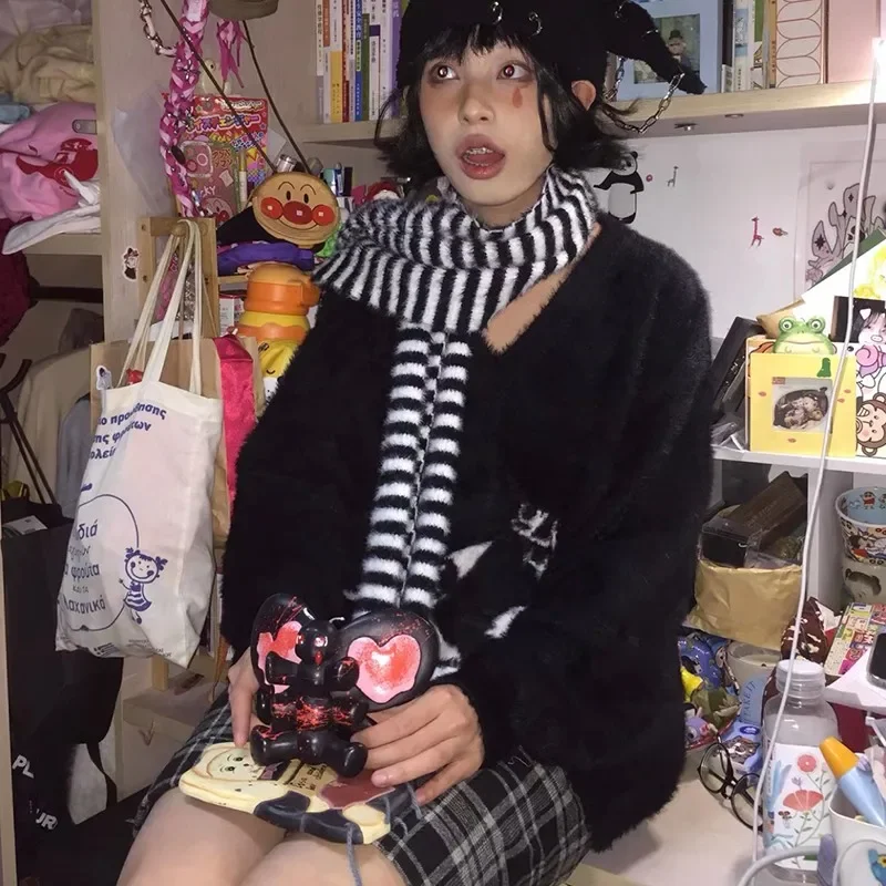 Женский свитер с V-образным вырезом в стиле Харадзюку