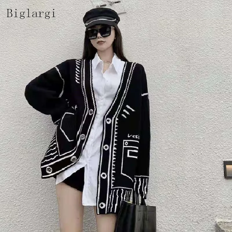 

Comic Black White Graffiti Knitted Cardigan Sweater Women Autumn Winter Womens Jacket Coat Loose Outerwear 2022 Woman Clothes