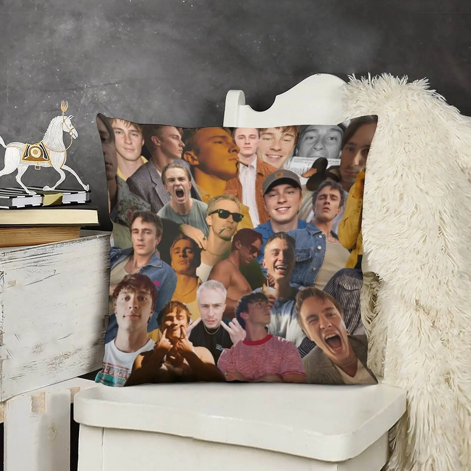Декоративная подушка с коллажем для дивана