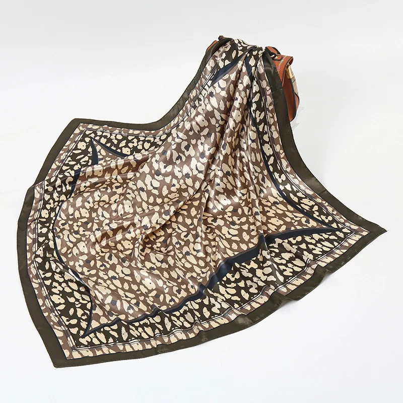 

Новый дизайн, женский квадратный шарф с принтом, новое синее пончо, платок, Женская бандана, большой шейный шелковый шарф, 90*90 см, квадратные ...