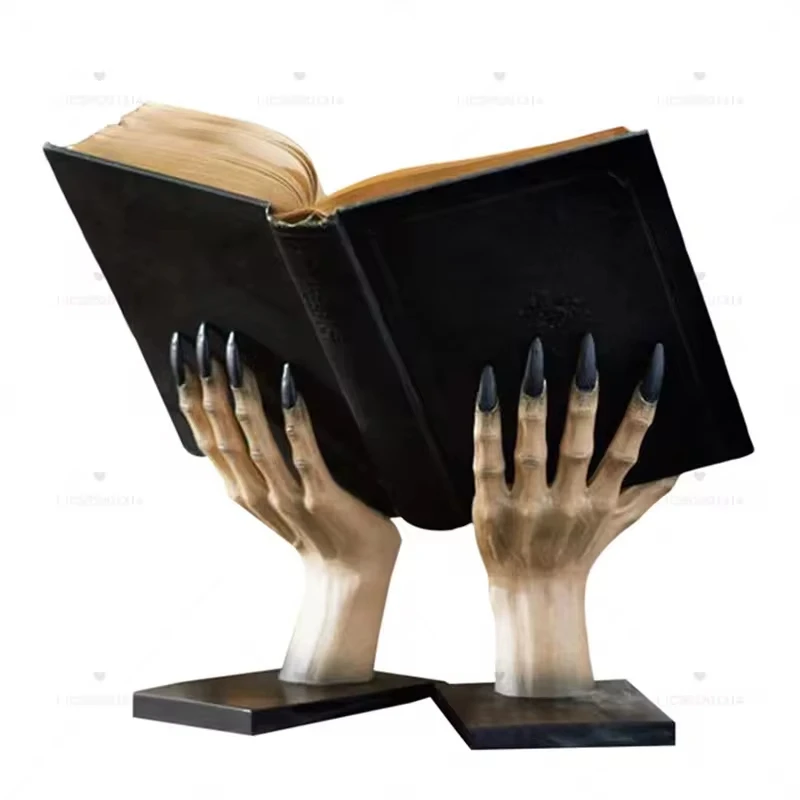 

Подставка для книг в виде руки ведьмы из смолы